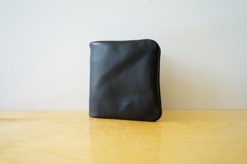画像2: Tochca - 内縫い折財布 エメ Black