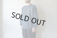 ●30%OFF●(size50のみ)STILL BY HAND - ALPACA CREW KNIT Slate Blue