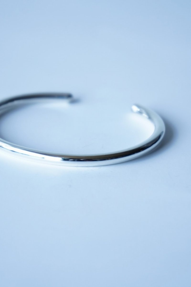 MEXICANJEWELRY - TAXCO SILVER BANGLE "round"