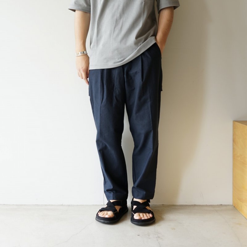 model 175cm 75kg / size L 着用