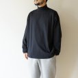 model 175cm 75kg / size L 着用