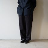 [UNISEX] (size 44 のみ) STILL BY HAND - COTTON JERSEY 1TUCK PANTS Black Navy