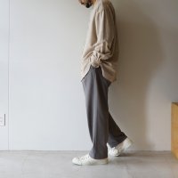 ●20%OFF●(size48のみ)STILL BY HAND - COTTON JERSEY 1TUCK PANTS Greige