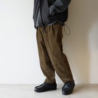 【size 48 のみ】 STILL BY HAND - CORDUROY EASY PANTS Olive