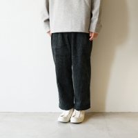 【size 46のみ】STILL BY HAND - CORDUROY EASY PANTS Blue Charcoal