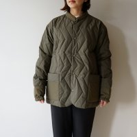 【size S のみ】EEL Products - QUILT WARMER FOR Olive