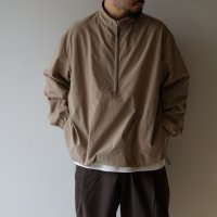 [size48のみ] STILL BY HAND - STAND COLLAR ANORAK Beige