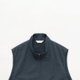 STILL BY HAND - Stand collar vest [VE02251] / Teal Blue