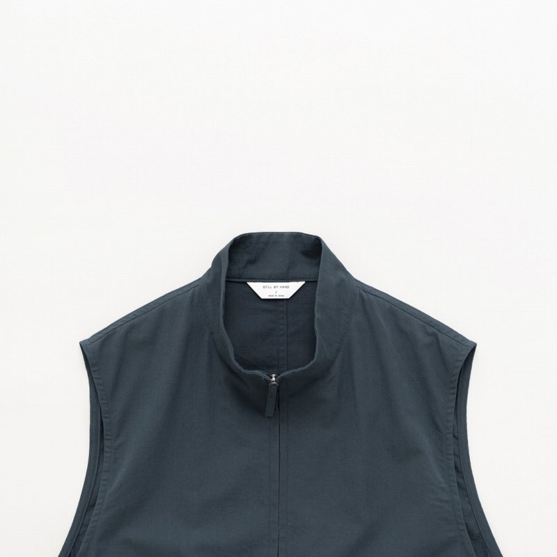 STILL BY HAND - Stand collar vest [VE02251] / Teal Blue