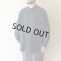 ●20%OFF●[size48のみ] STILL BY HAND - Linen mixed band collar shirt / Navy