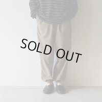 STILL BY HAND - Airy wide pants / Khaki