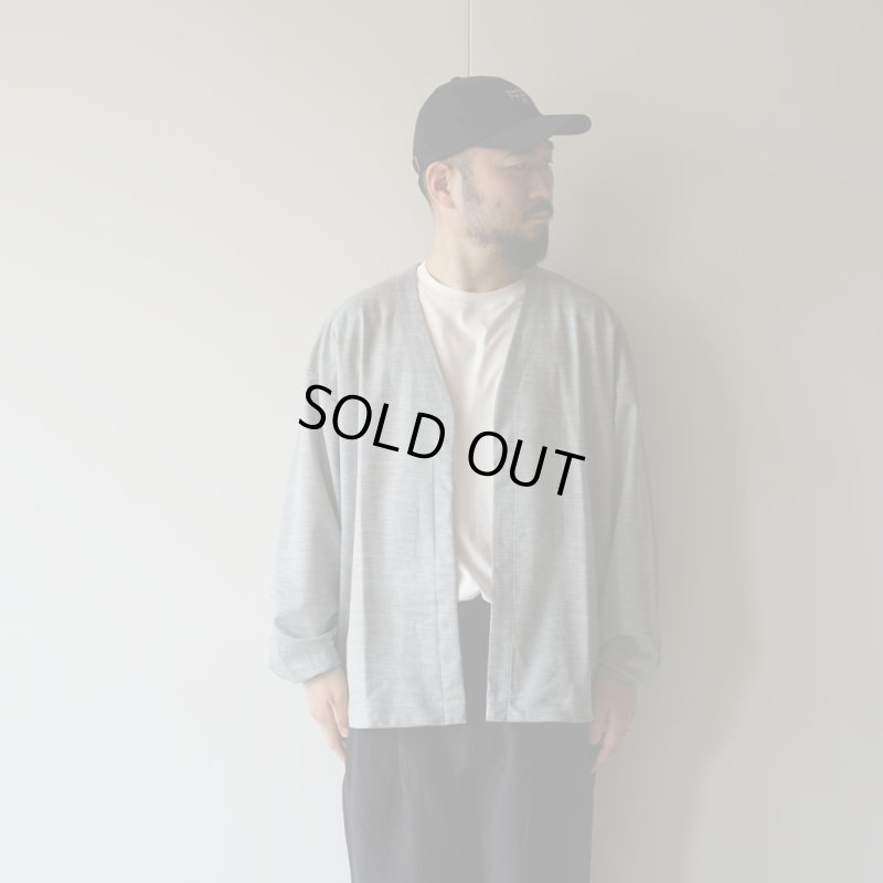 STILL BY HAND - Buttonless cardigan [CS09252] / Grey