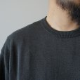 STILL BY HAND - Knitted t-shirt [KN01252] / Green charcoal