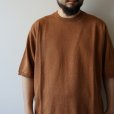 STILL BY HAND - Knitted t-shirt [KN01252] / Brick