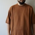 [size46のみ] STILL BY HAND - Knitted t-shirt / Brick