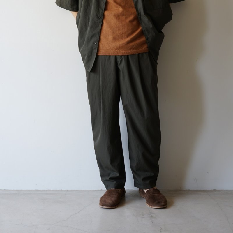 STILL BY HAND - Nylon easy pants [PT04252] / Dark Olive