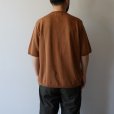STILL BY HAND - Knitted t-shirt [KN01252] / Brick