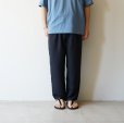 STILL BY HAND - Draped training pants [PT03252] / Dark Navy