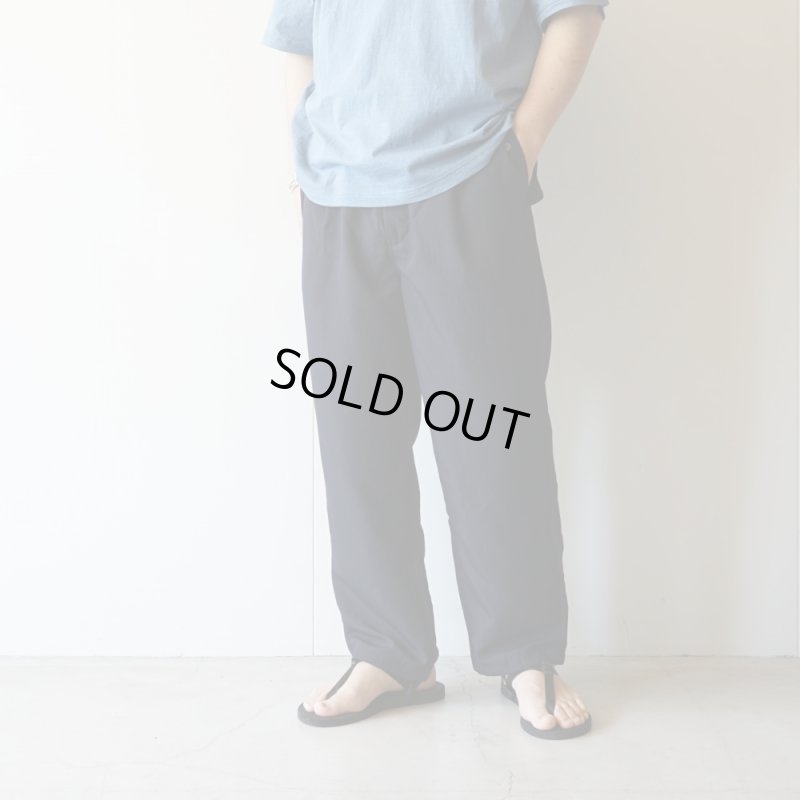 STILL BY HAND - Draped training pants [PT03252] / Dark Navy