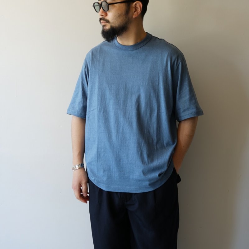 STILL BY HAND - Nepped crewneck t-shirt [CS07252] / Smoke blue