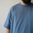 STILL BY HAND - Nepped crewneck t-shirt [CS07252] / Smoke blue