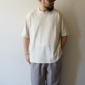 STILL BY HAND - Nepped crewneck t-shirt / Ecru