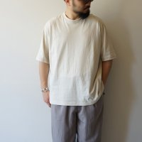 STILL BY HAND - Nepped crewneck t-shirt / Ecru