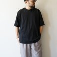 STILL BY HAND - Nepped crewneck t-shirt [CS07252] / Ink Black