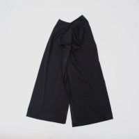 【women's】 ironari - Box 1p / Black