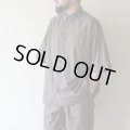 STILL BY HAND - Nylon regular collar shirt / Charcoal Brown