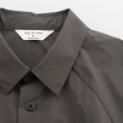 STILL BY HAND - Nylon regular collar shirt [SH01252] / Charcoal Brown