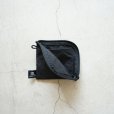 rerer - L shaped zipper multi case (air bag) / Black