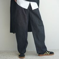 STILL BY HAND WM - Deep tuck wide denim pants / Navy