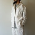model 175cm 75kg / size L 着用