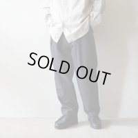 STILL BY HAND - Deep tuck pressed pants / Charcoal