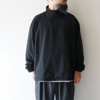 STILL BY HAND - High neck zip up jumper / Black