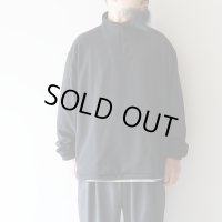 STILL BY HAND - High neck zip up jumper / Black