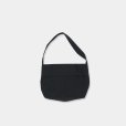 STILL BY HAND - Padded crossbody bag [GD01253] / Ink Black