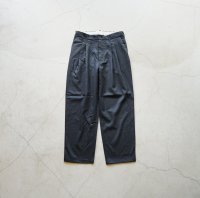 STILL BY HAND - Washable wool 2-tuck pants / Charcoal