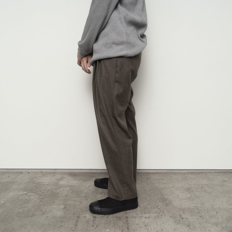 画像2: STILL BY HAND - Washable wool 2-tuck pants / Mocha