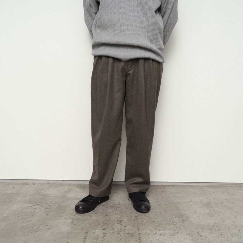 画像1: STILL BY HAND - Washable wool 2-tuck pants / Mocha