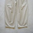 STILL BY HAND - Deep tuck faded denim pants [PT03254] / Beige
