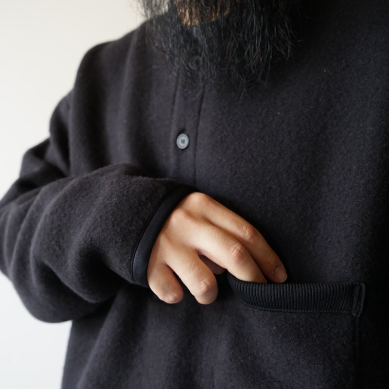 model 175cm 75kg / size L 着用