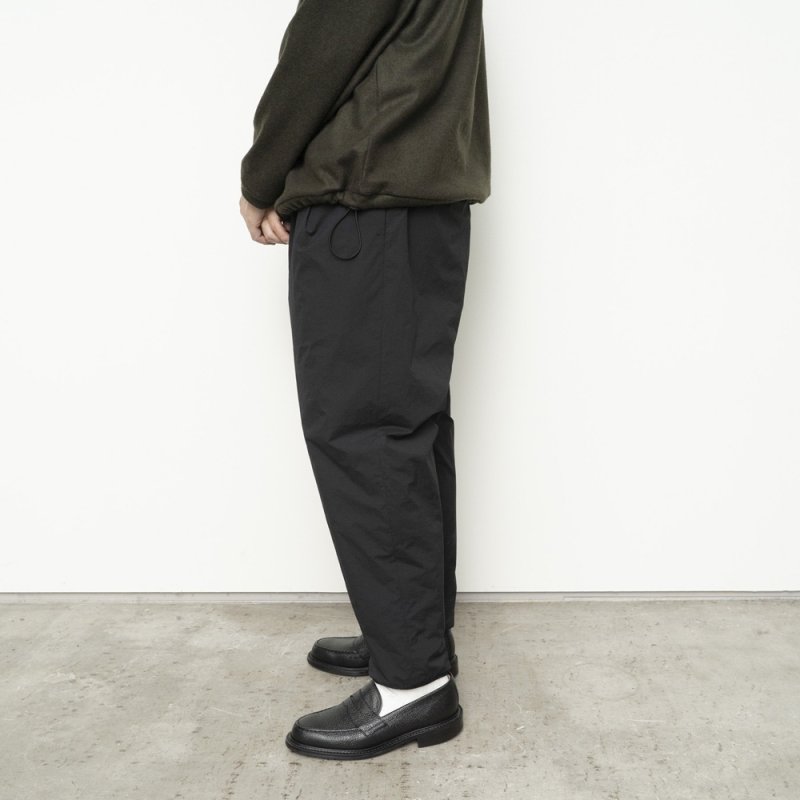 STILL BY HAND - Padded easy pants [PT01254] / Black