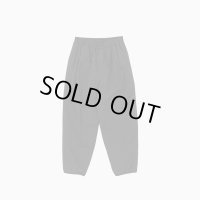 STILL BY HAND - Padded easy pants / Black