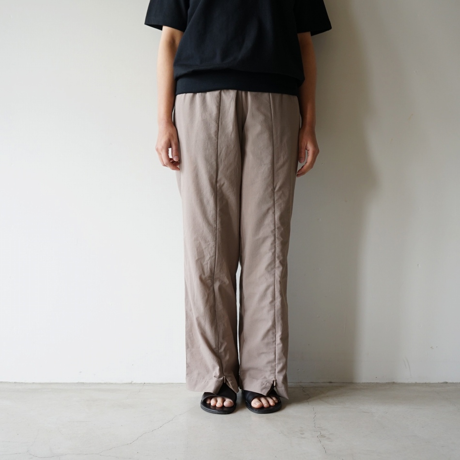 【women's】ironari -  Magic pants / Beige
