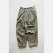 STILL BY HAND - KNEE TUCK PANTS [PT01241] Olive