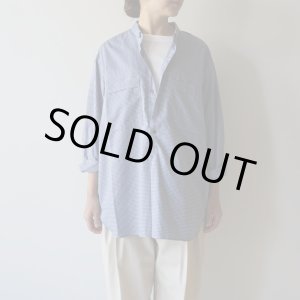 画像: STILL BY HAND - NARROW COLLAR PULLOVER SHIRT Blue Check