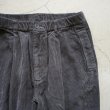 STILL BY HAND - GARMENT DYE CORDUROY PANTS [PT05243] Brown Charcoal