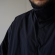 画像7: 【size 48 のみ】STILL BY HAND - NYLON PULLOVER JACKET Black (7)